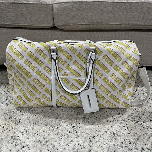 Steve Madden Speedy Weekender Duffle Bag Yellow Pink‎ White 22" Luggage Tag - Picture 1 of 10